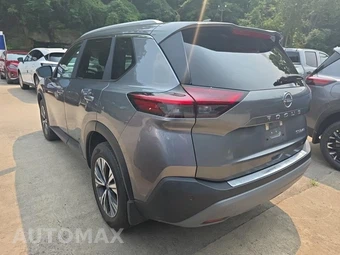 2023 Nissan Rogue SV – miniatura 7