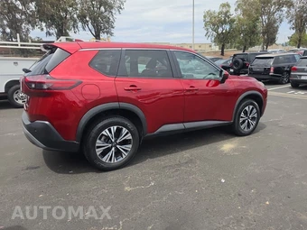 2023 Nissan Rogue SV – miniatura 4