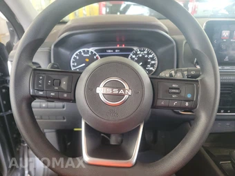 2023 Nissan Rogue SV – miniatura 10