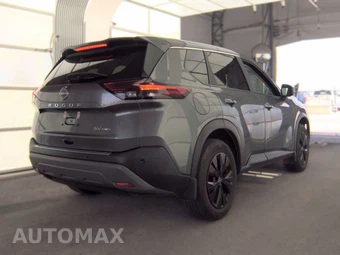 2023 Nissan Rogue SV – miniatura 4
