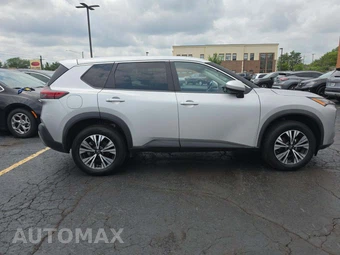 2023 Nissan Rogue SV - miniatura 4