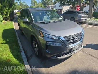 2023 Nissan Rogue SV - miniatura 3