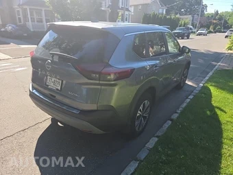 2023 Nissan Rogue SV - miniatura 4
