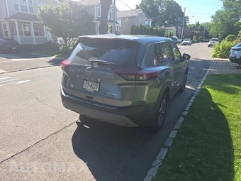 2023 Nissan Rogue SV - miniatura 5