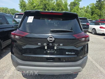 2023 Nissan Rogue SV – miniatura 5