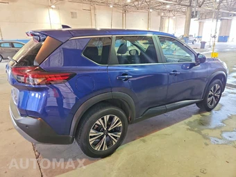 2023 Nissan Rogue SV - miniatura 3