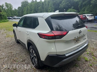 2023 Nissan Rogue SV - miniatura 7