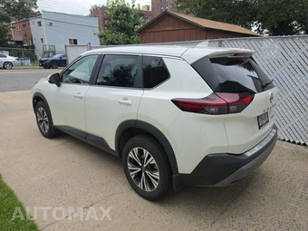 2023 Nissan Rogue SV - miniatura 7