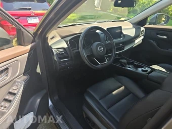 2023 Nissan Rogue SV - miniatura 11
