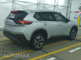 2023 Nissan Rogue SV – miniatura 4