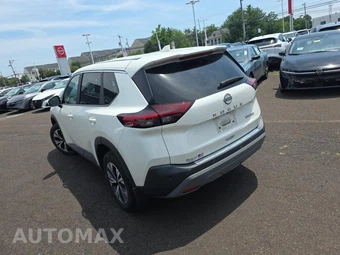 2023 Nissan Rogue SV - miniatura 7