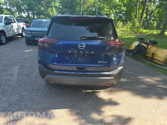 2023 Nissan Rogue SV – miniatura 6