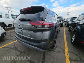 2023 Nissan Rogue SV – miniatura 4
