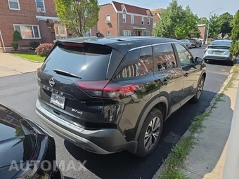 2023 Nissan Rogue SV - miniatura 5