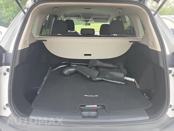 2023 Nissan Rogue SV - miniatura 17
