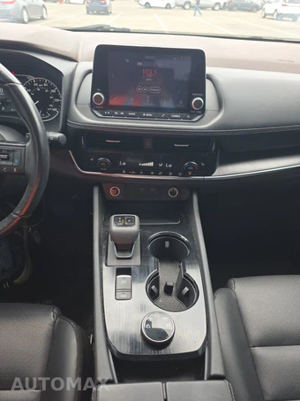 2023 Nissan Rogue SV – miniatura 11
