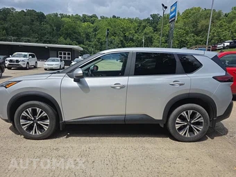 2023 Nissan Rogue SV - miniatura 8