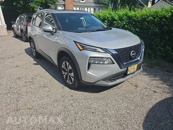 2023 Nissan Rogue SV - miniatura 3