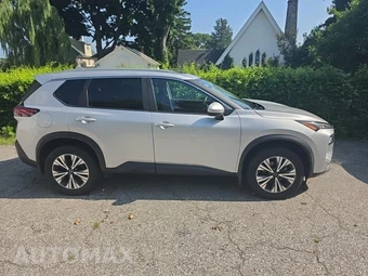 2023 Nissan Rogue SV - miniatura 4
