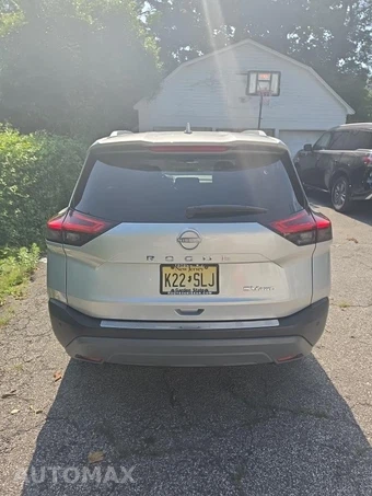 2023 Nissan Rogue SV - miniatura 6