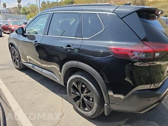 2023 Nissan Rogue SV - miniatura 8