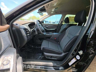 2023 Nissan Rogue SV - miniatura 3