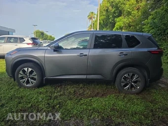 2023 Nissan Rogue SV – miniatura 8