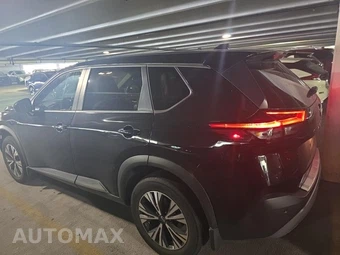2023 Nissan Rogue SV - miniatura 8