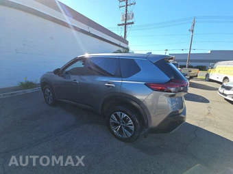 2023 Nissan Rogue SV - miniatura 6