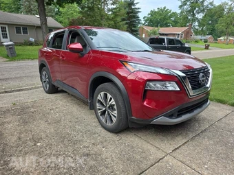 2023 Nissan Rogue SV - miniatura 3