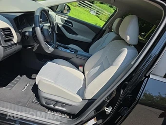 2023 Nissan Rogue SV – miniatura 11