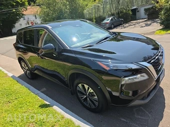 2023 Nissan Rogue SV – miniatura 4