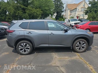 2023 Nissan Rogue SV - miniatura 4
