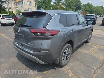 2023 Nissan Rogue SV - miniatura 5