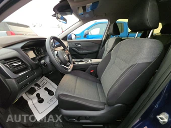 2023 Nissan Rogue SV – miniatura 7
