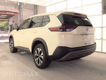 2023 Nissan Rogue SV - miniatura 6