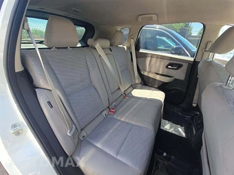 2023 Nissan Rogue SV - miniatura 16