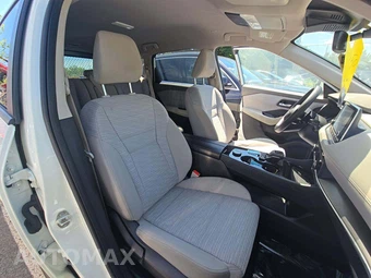 2023 Nissan Rogue SV - miniatura 18
