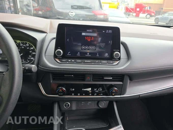 2023 Nissan Rogue SV - miniatura 10