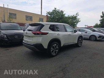 2023 Nissan Rogue SV - miniatura 3
