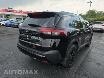 2023 Nissan Rogue SV – miniatura 3