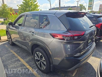 2023 Nissan Rogue SV - miniatura 2
