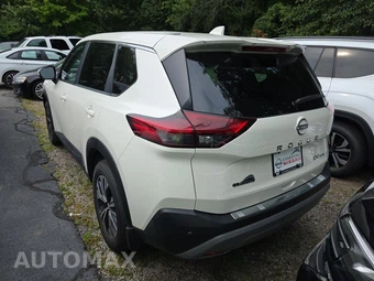 2023 Nissan Rogue SV - miniatura 7