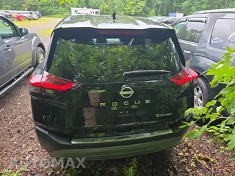 2023 Nissan Rogue SV - miniatura 6