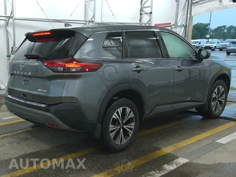 2023 Nissan Rogue SV - miniatura 4
