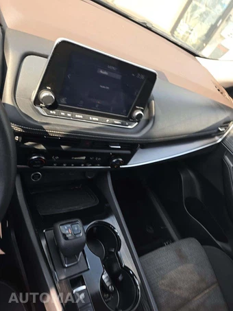 2023 Nissan Rogue SV - miniatura 10