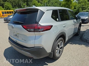 2023 Nissan Rogue SV - miniatura 5