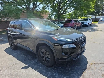 2023 Nissan Rogue SV - miniatura 3