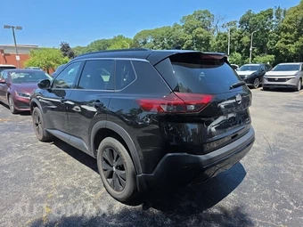 2023 Nissan Rogue SV - miniatura 7
