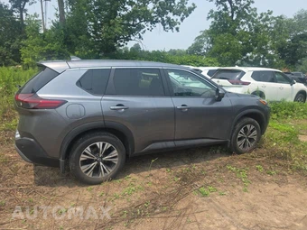 2023 Nissan Rogue SV - miniatura 4